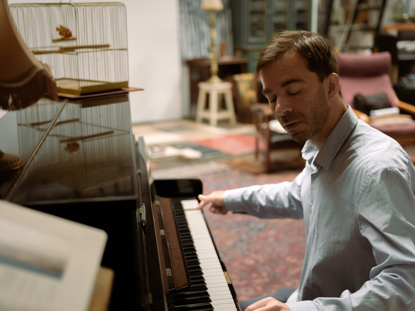 Portrait de Grégoire Linais au piano